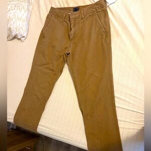 Size 32/32 gap khaki pants like new